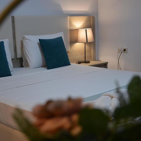 Aqua Mare Sea Side Rooms Nea Kallikrateia Exterior photo